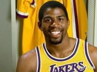 热刺VS布莱顿比赛解析推荐Buha：勒布朗能对上甚至压制KD 湖人完全能把系列赛拖到东里回归