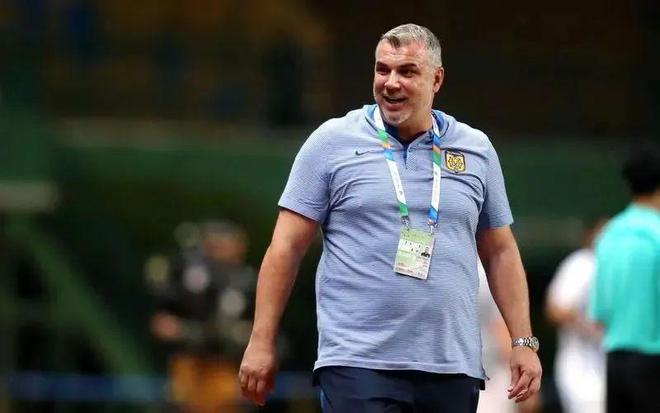 切尔西VS曼联比赛前瞻曼联VS切尔西首发：范佩西单箭头 德罗巴替科斯塔