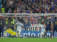 埃弗顿VS利物浦今晚比赛预测原创英超争五大战再燃火花，曼联、利物浦与切尔西能否争取资格？